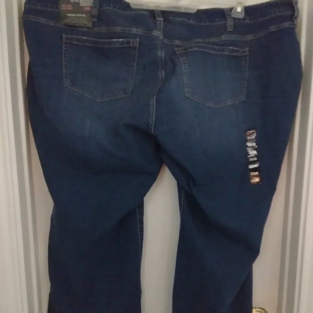 Mid- Rise Slim Boot - Picture 2 of 3